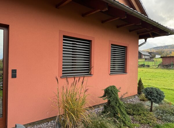 Dům, který se nachází v Moravskoslezském kraji je plně vybaven kompletní technologií LOXONE